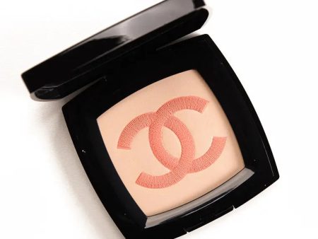 Illuminating Powder Fashion