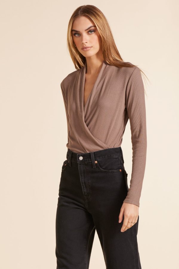 LONG SLEEVE SURPLICE TOP Fashion