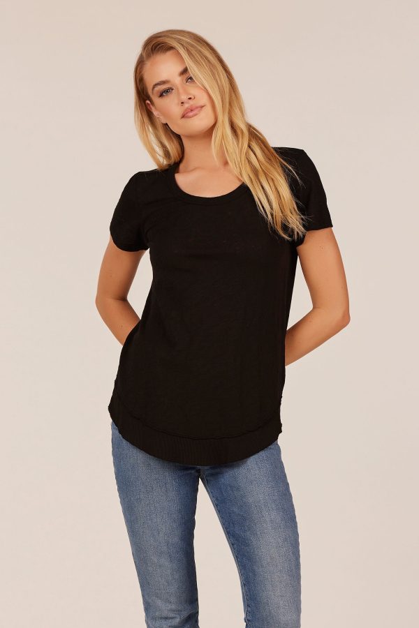 SHORT SLEEVE ROUND HEM TEE Fashion